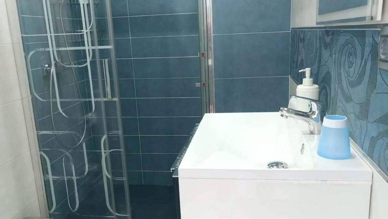 Apartamento Toboso Lena เนร์คา ภายนอก รูปภาพ